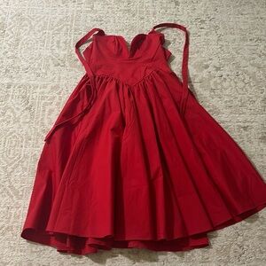 COQUETTE
SCARLET HALTER MIDI DRESS